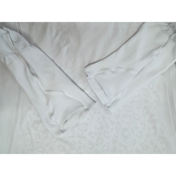 Avia Womens White Leopard Print Seamless Long Sleeve Top Thumbholes Size M - Picture 7 of 9
